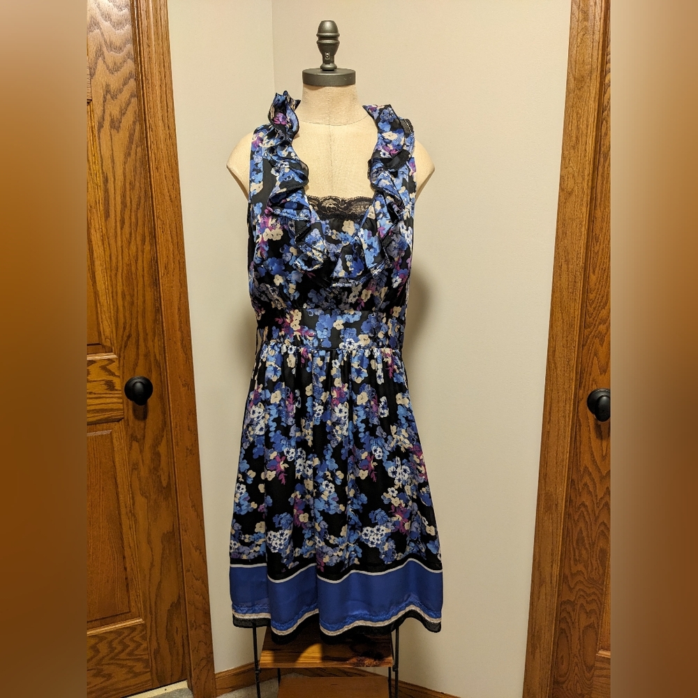 WHBM floral dress size 8 summer blue purple